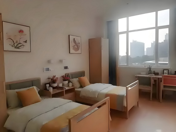 专访导演饶晓志：对《万里归途》满意和骄傲