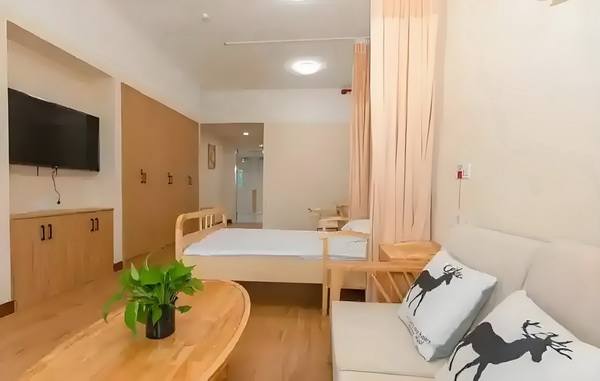 细节藏不住爱！白敬亭晒家意外暴露恋情？